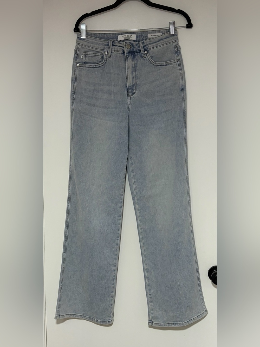 Judy Blue Women’s Straight Fit Light Wash Jeans Size 9/29